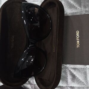 Tom Ford Glossy Black Cat Eye Sunglasses NEW never Worn
